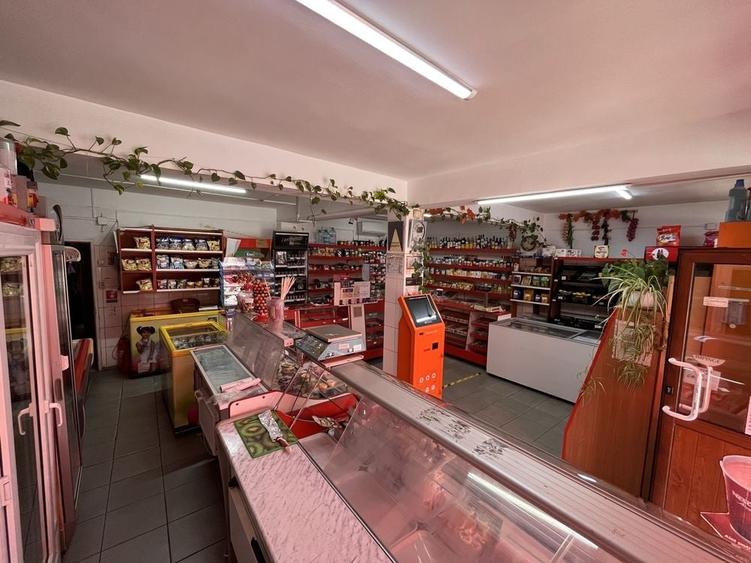 Spațiu comercial, de 60 mp, în Bărcănești