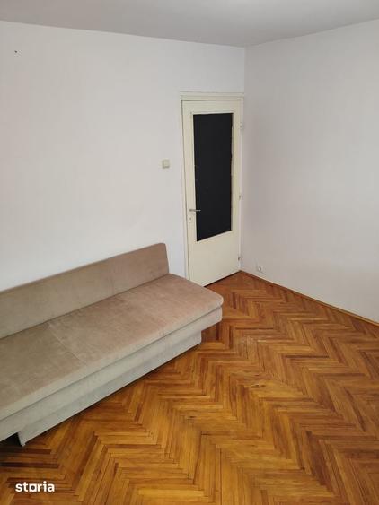 Apartament cu 3 camere semidecomandat în Mănăștur