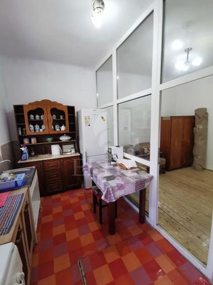 Casă cu 2 camere cu Canalizare în Iris