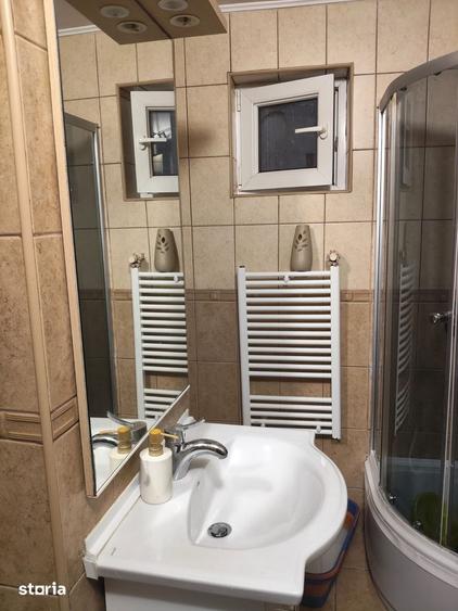 Apartament cu 3 camere în Obor