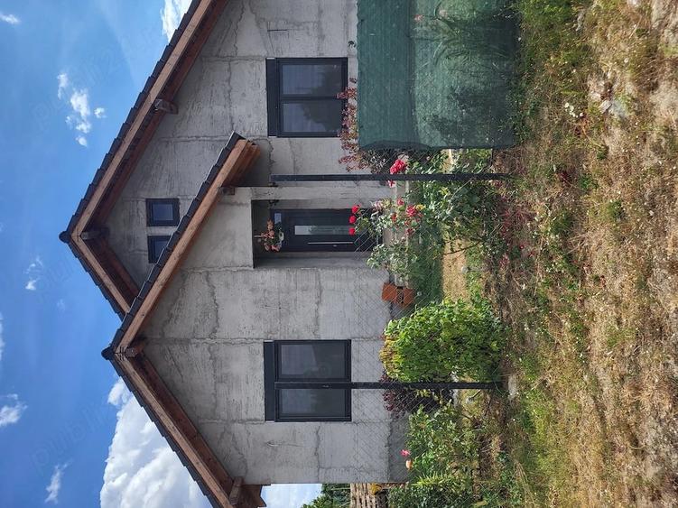 Casă cu Teren 646 Mp în Livada de Bihor