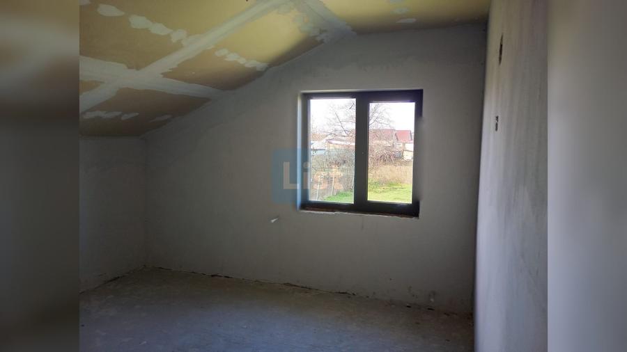 Casă individuală cu 7 camere cu Teren 1004 Mp în Vasile Alecsandri