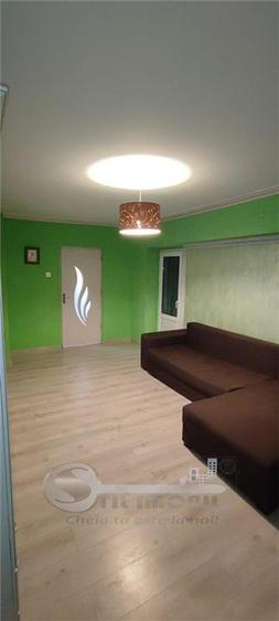Apartament cu 3 camere decomandat în Dacia
