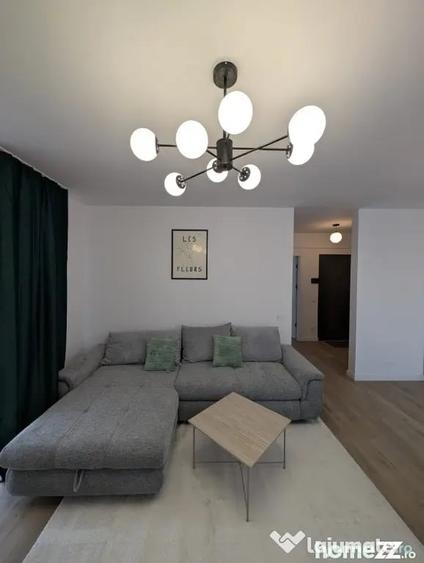 Apartament cu 2 camere semidecomandat în Florești