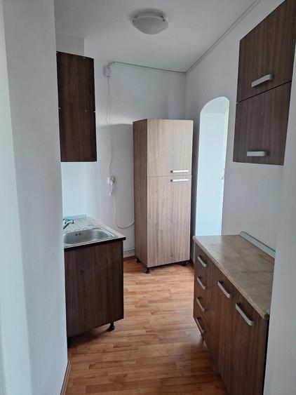 Garsonieră semidecomandată în Răcădău