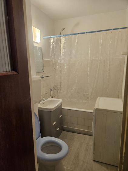 Garsonieră semidecomandată în Titan