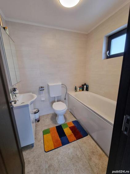 Casă cu 4 camere cu Teren 300 Mp în Central