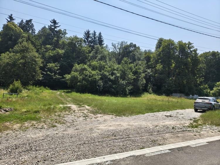Teren Construcții intravilan de 1698 mp, în Vâlcele