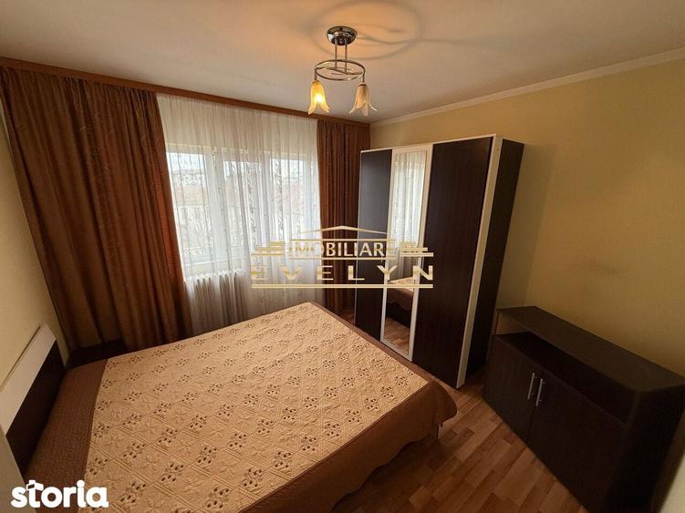 Apartament cu 3 camere decomandat în Central