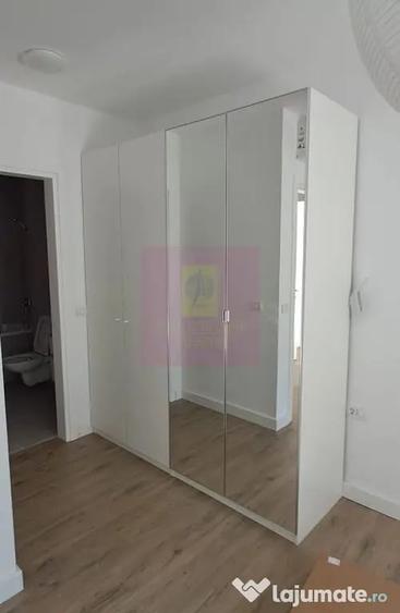 Apartament cu 4 camere decomandat în Ultracentral