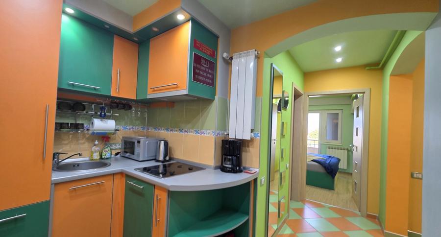 Apartament cu 4 camere decomandat, mobilat în Complex Studențesc
