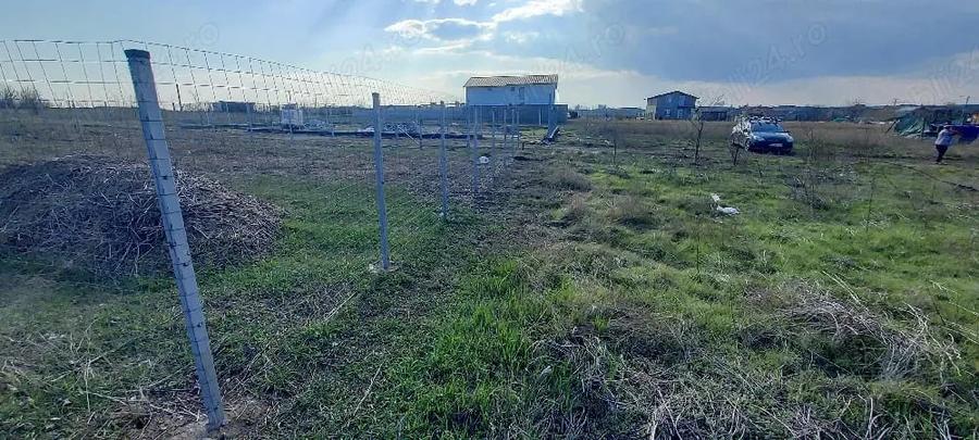 Teren de 800 mp, în Central