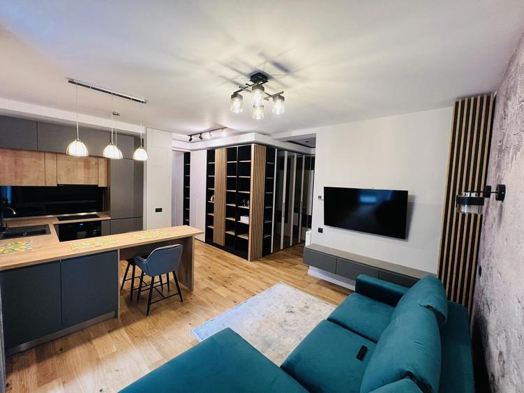 Apartament cu 2 camere semidecomandat, mobilat în Herăstrău