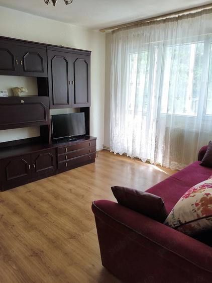 Apartament cu 2 camere semidecomandat în Astra