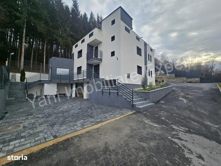 Casă cu 4 camere cu Teren 982 Mp în Curtea de Argeș