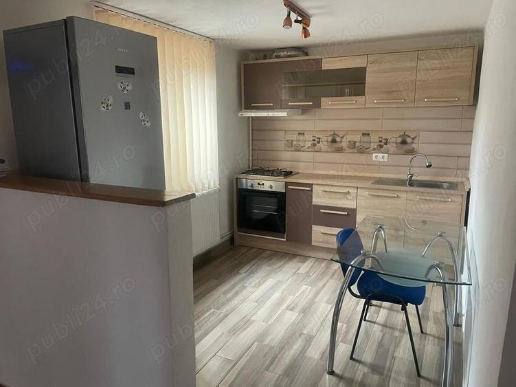 Apartament cu 2 camere decomandat în Vasile Aaron