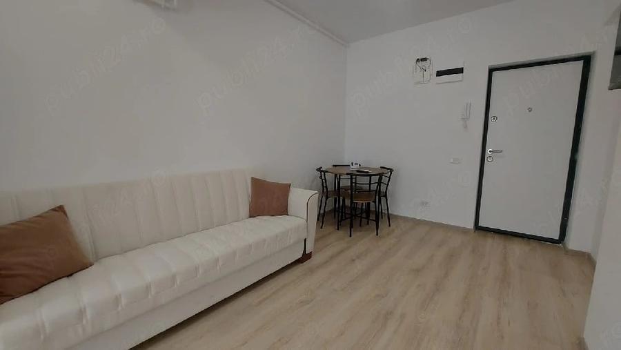 Apartament cu 2 camere semidecomandat în Berceni