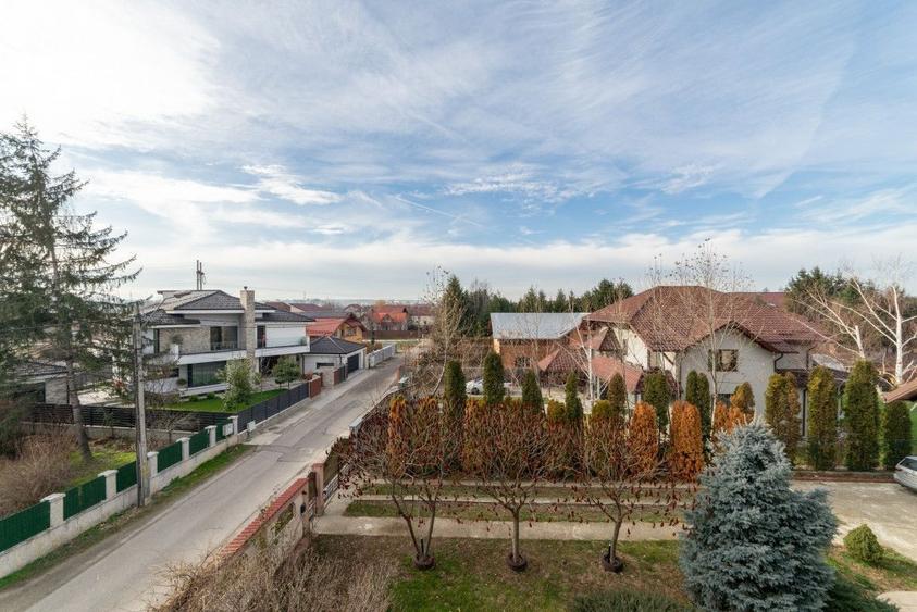 Apartament cu 3 camere decomandat, mobilat în Ștefănești