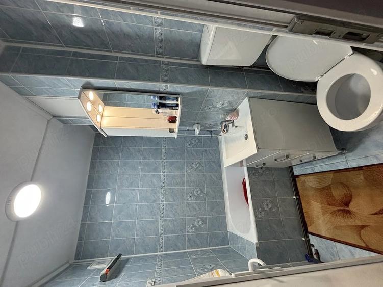 Apartament cu 2 camere decomandat în Podu Roș
