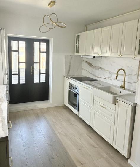 Apartament cu 2 camere decomandat în Ampoi 3
