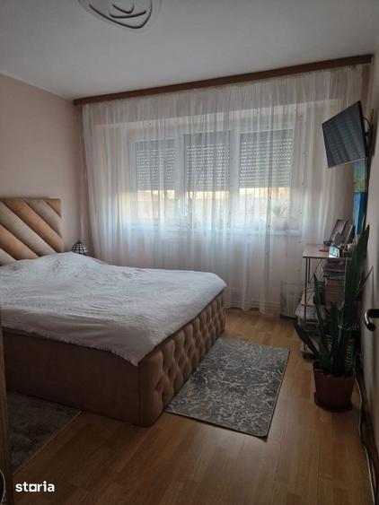 Apartament cu 3 camere în Vest