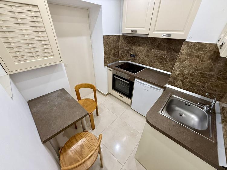 Birou, de 37.209999084473 mp, în Primăverii