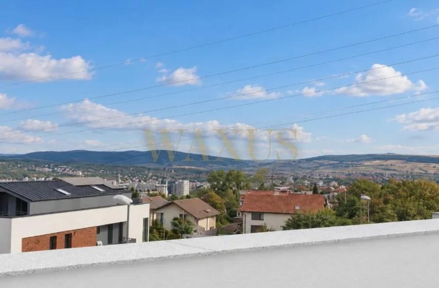 Duplex cu 4 camere cu Canalizare în Europa