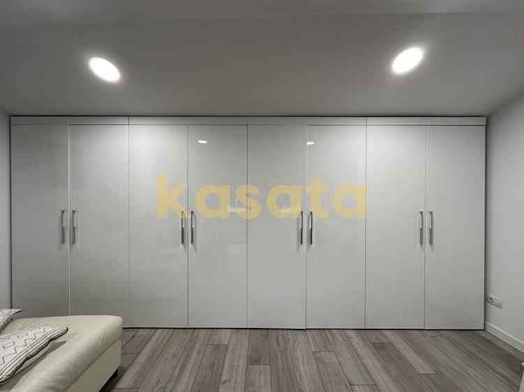 Casă cu 4 camere în Găneasa