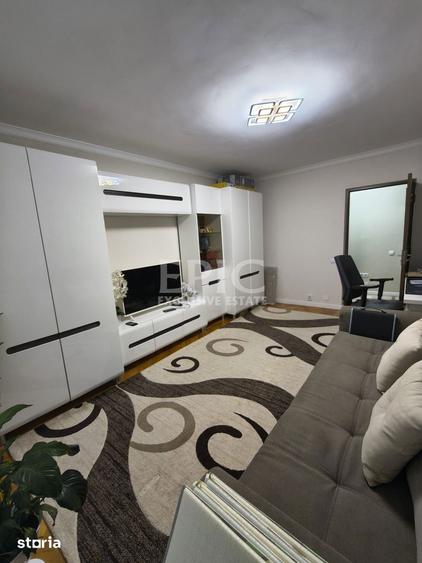 Apartament cu 3 camere decomandat în Unirii