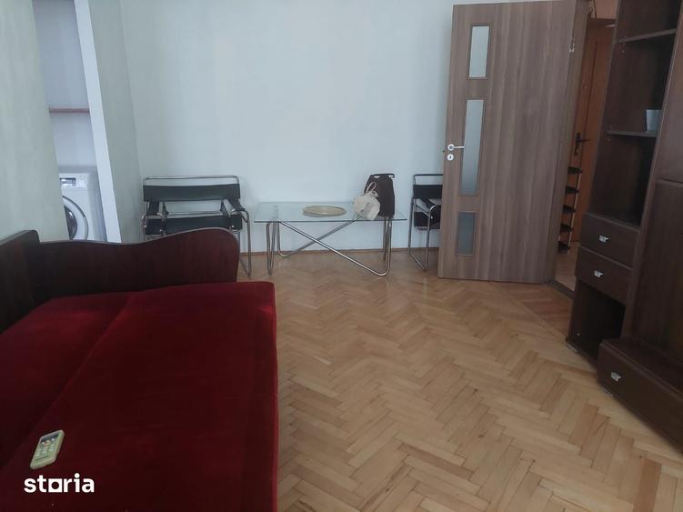 Apartament cu 3 camere în Grivița