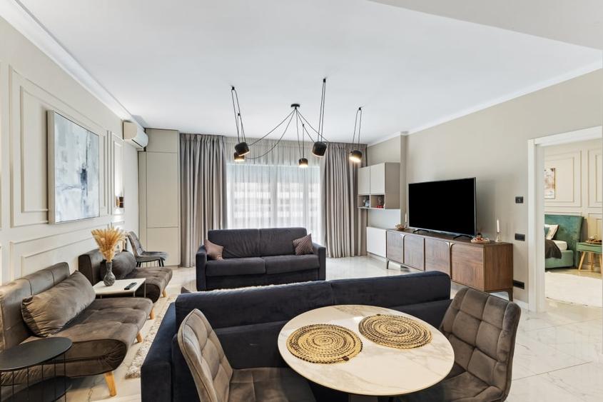 Apartament cu 2 camere semidecomandat, mobilat în Mamaia-Sat