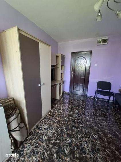 Garsonieră în Titan