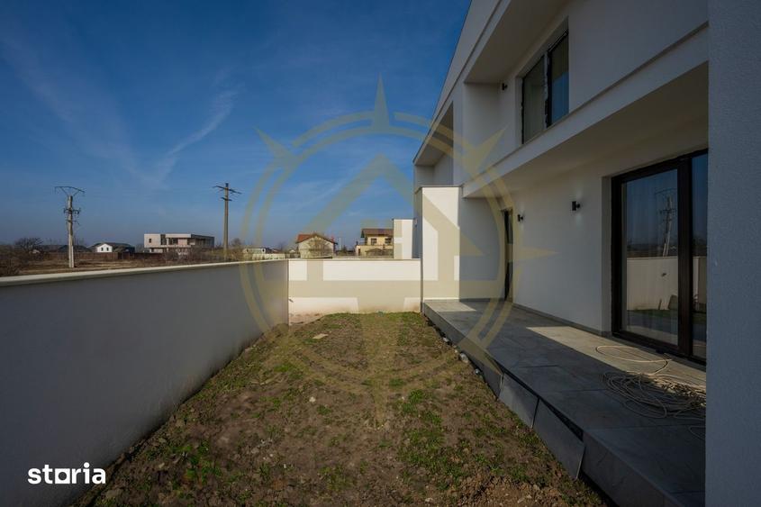 Casă cu 5 camere cu Teren 250 Mp în Snagov