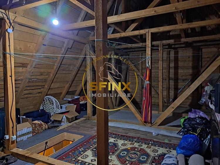 Casă individuală cu 7 camere cu Teren 1955 Mp în Gura Siriului