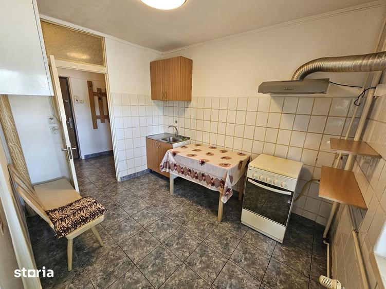 Apartament cu 2 camere decomandat în 13 Septembrie