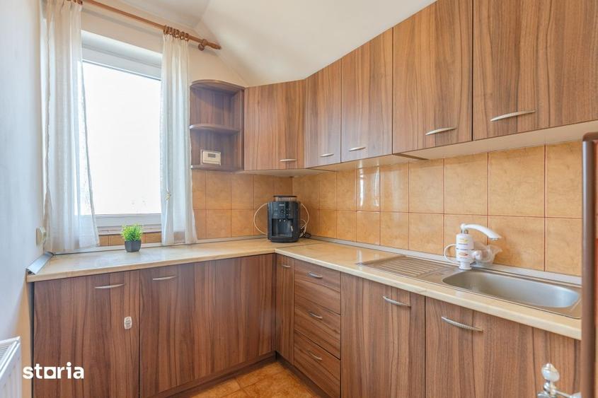 Casă cu 3 camere cu Canalizare în Feldioara