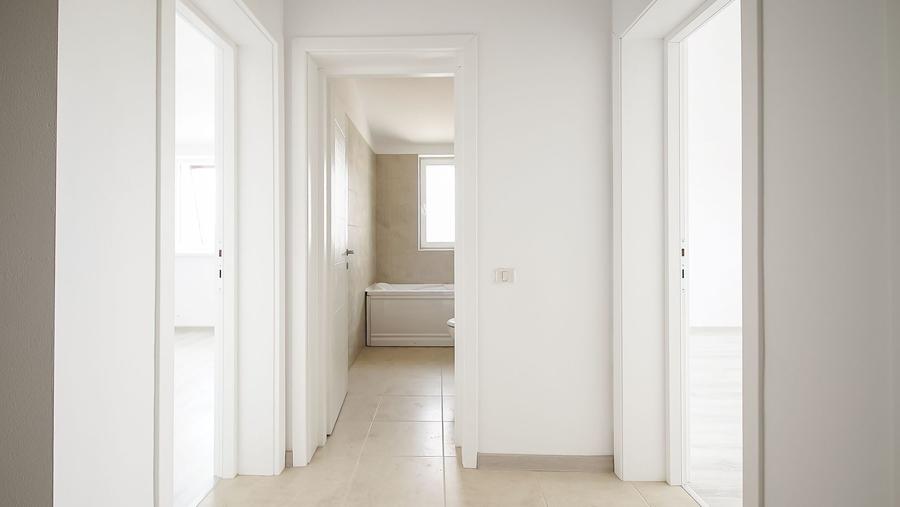 Apartament cu 3 camere decomandat în Sânpetru