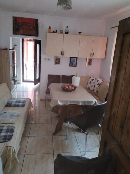 Casă cu 4 camere cu Teren 211 Mp în Palas
