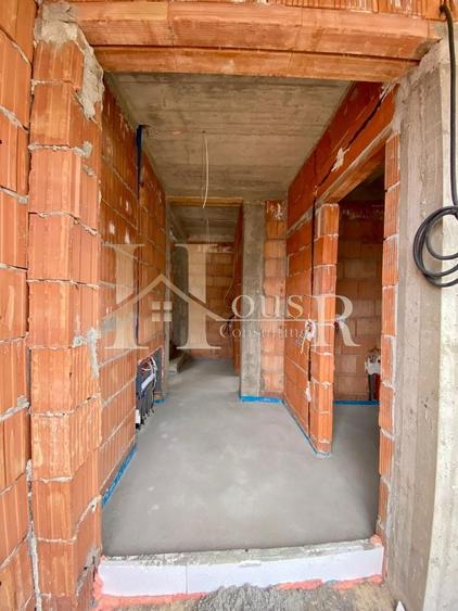 Duplex cu 4 camere cu Canalizare în Giroc