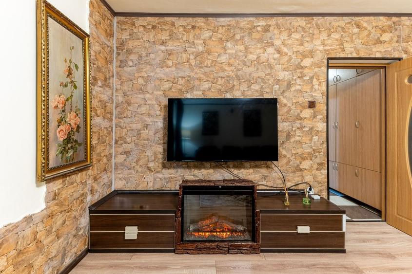 Apartament cu 2 camere decomandat în Decebal