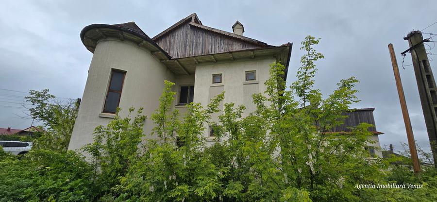 Spațiu comercial, de 800 mp, în Cucorăni