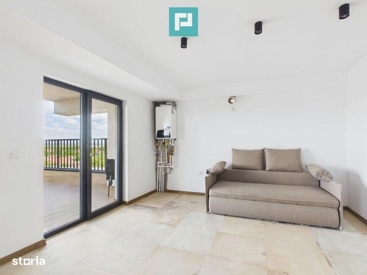 Apartament cu 4 camere semidecomandat în Nădab