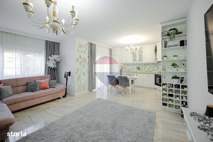 Casă cu 4 camere în Paleu