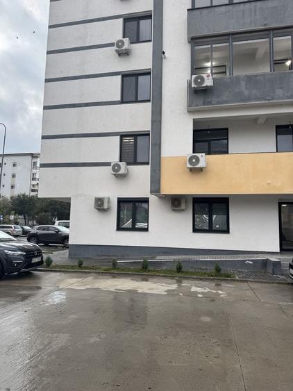Spațiu comercial, de 103 mp, în Central