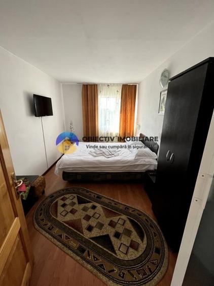 Hotel/Pensiune, de 250 mp, în Dumbrava Roșie