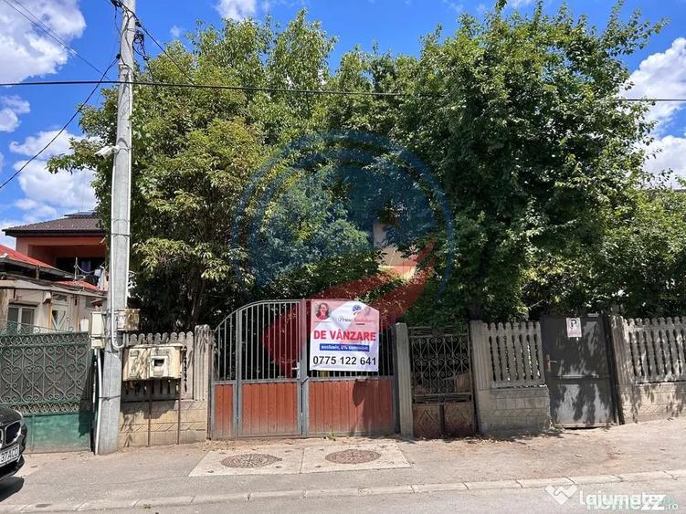Teren de 371 mp, în 1 Mai