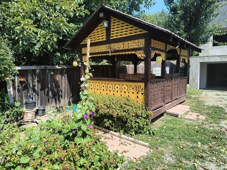 Casă cu 4 camere în Mărgineni