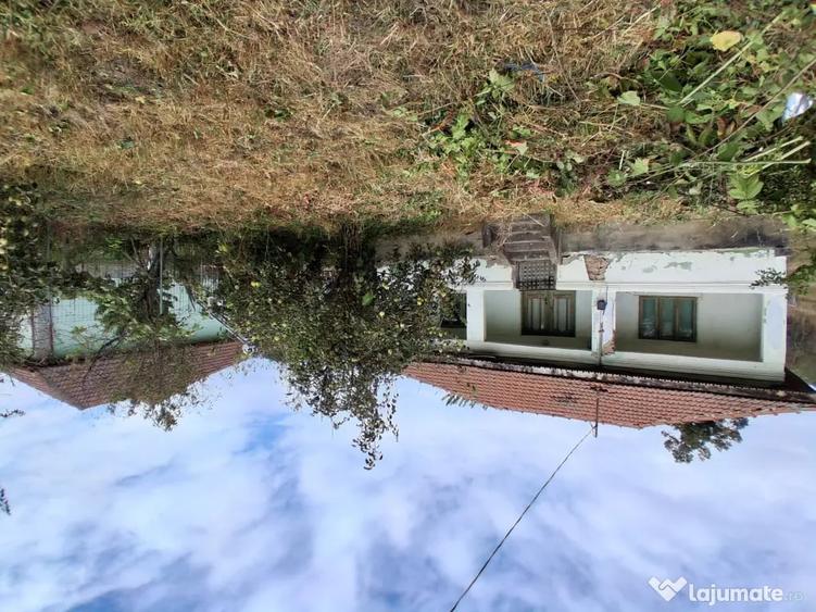 Casă cu 2 camere în Central