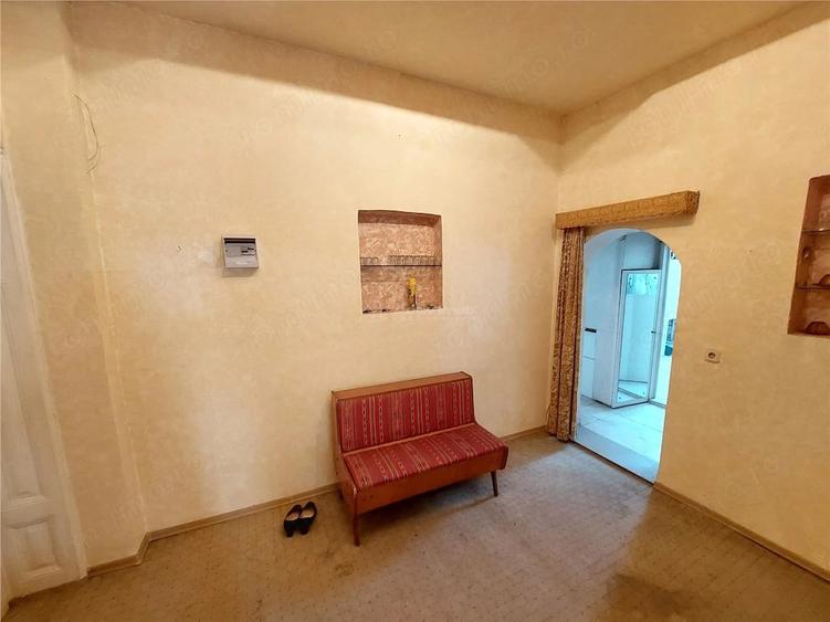 Apartament cu 2 camere decomandat în Ultracentral