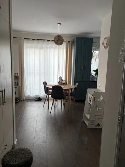 Apartament cu 3 camere decomandat, mobilat în Chinteni